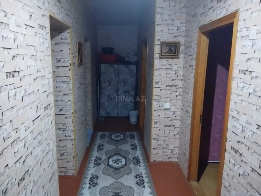 Satılır 4 otaqlı mənzil 100 m²