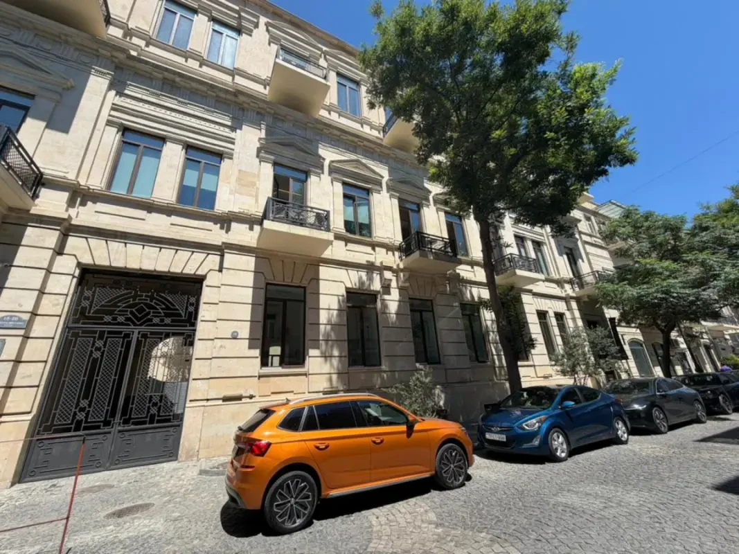 Kirayə verilir obyekt 860 m²