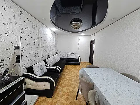 Satılır 4 otaqlı mənzil 90 m² — Bakı, Həzi Aslanov qəs. 4 otaq 90.00 m²