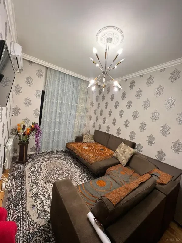 Kirayə verilir 2 otaqlı mənzil 58 m²