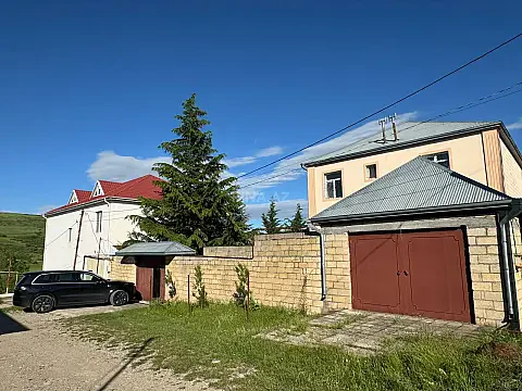 Satılır 5 otaqlı həyət evi 200 m² — Şamaxı 5 otaq 200.00 m²