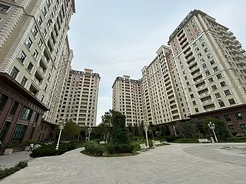 Kirayə verilir 3 otaqlı mənzil 102 m² — Bakı 3 otaq 102.00 m²