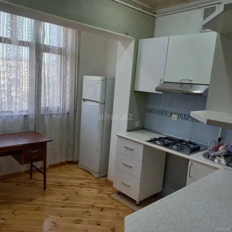 Kirayə verilir 1 otaqlı mənzil 45 m²