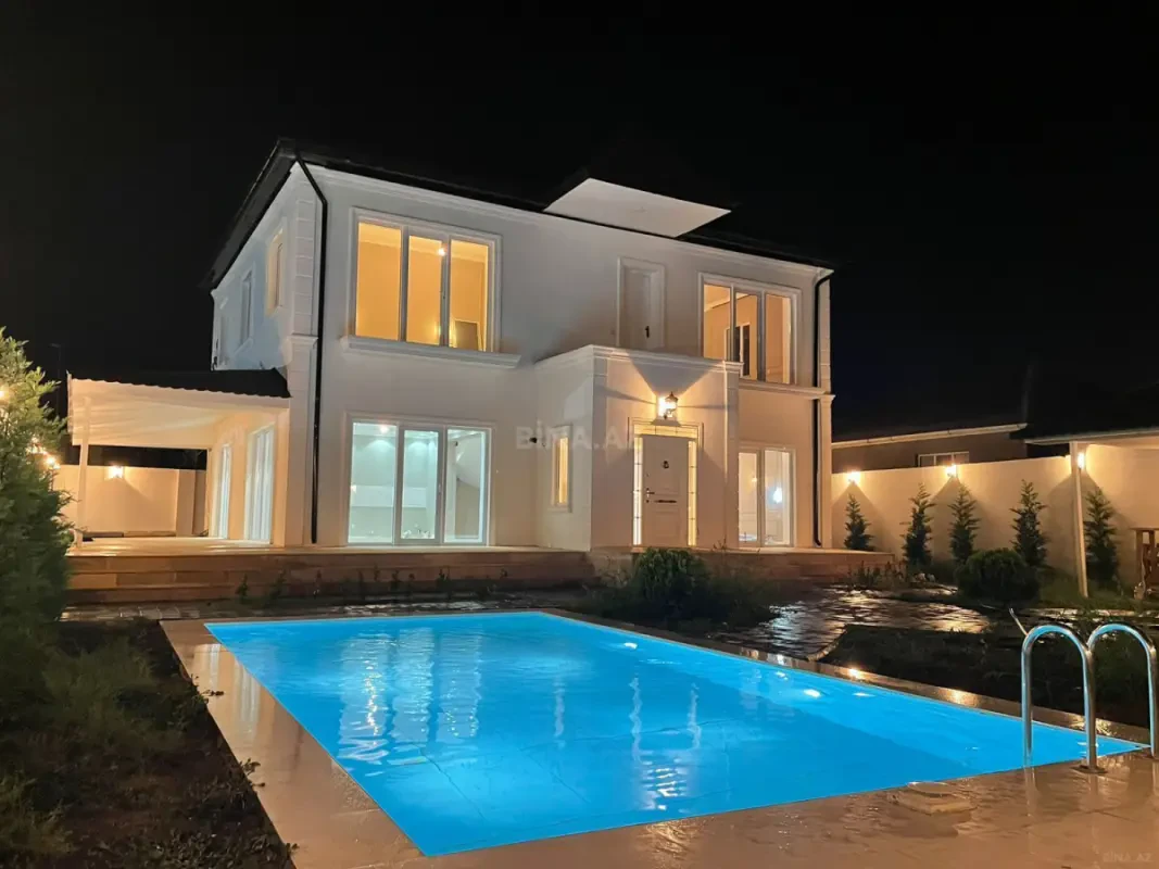 Kirayə verilir 6 otaqlı həyət evi 300 m²