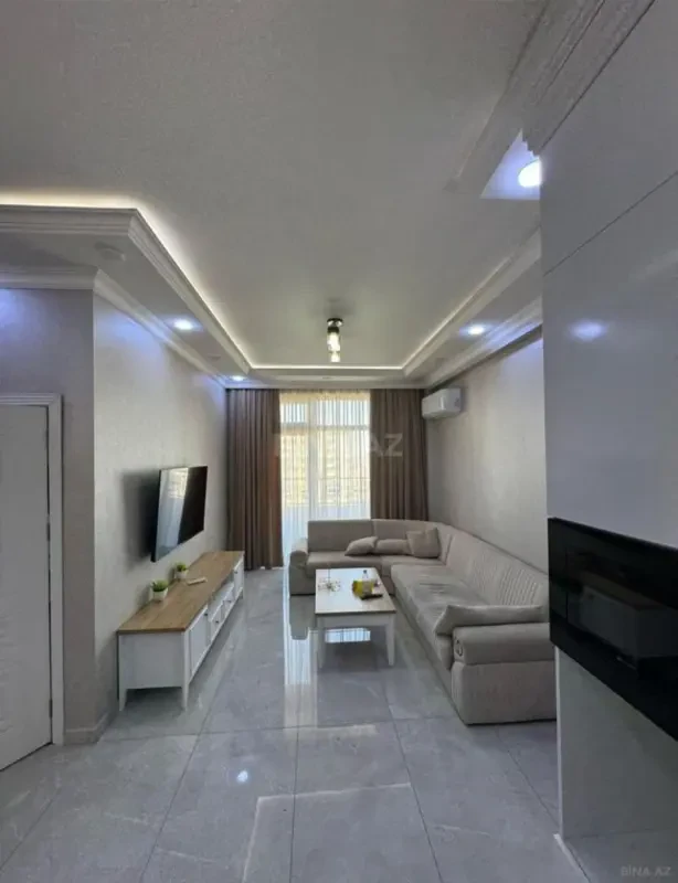 Kirayə verilir 2 otaqlı mənzil 95 m²