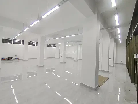 Kirayə verilir obyekt 181 m² — Bakı, Binəqədi 181.00 m²