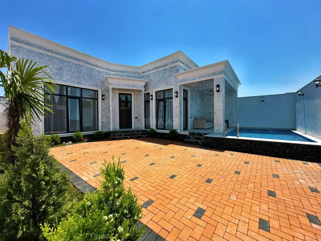 Satılır 4 otaqlı həyət evi 130 m²