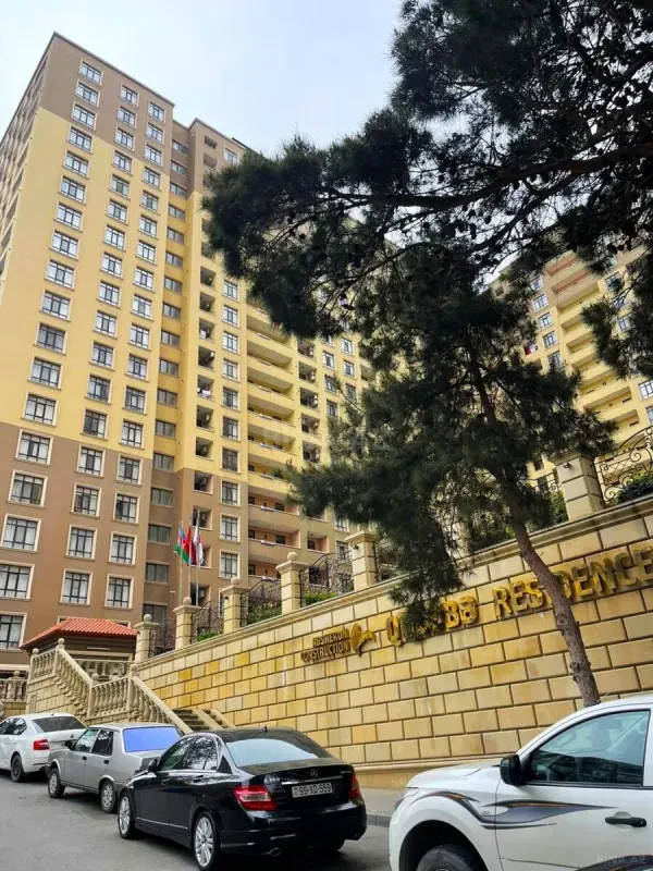 Kirayə verilir 3 otaqlı mənzil 138 m²
