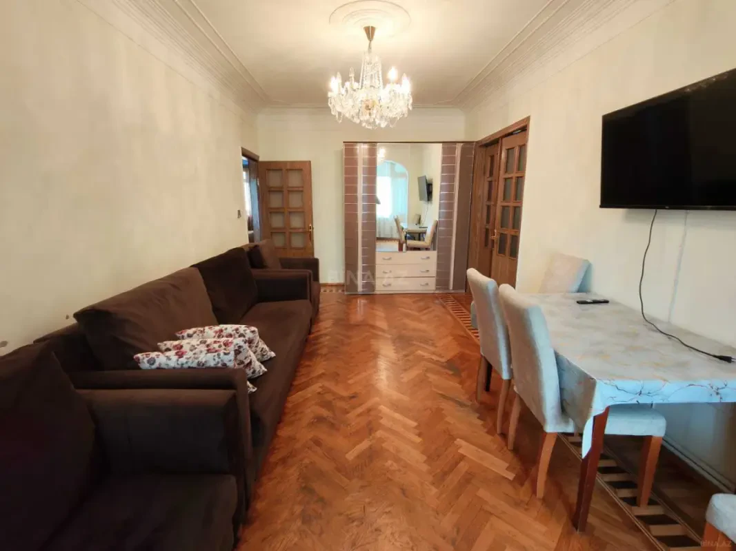 Kirayə verilir 3 otaqlı mənzil 90 m²