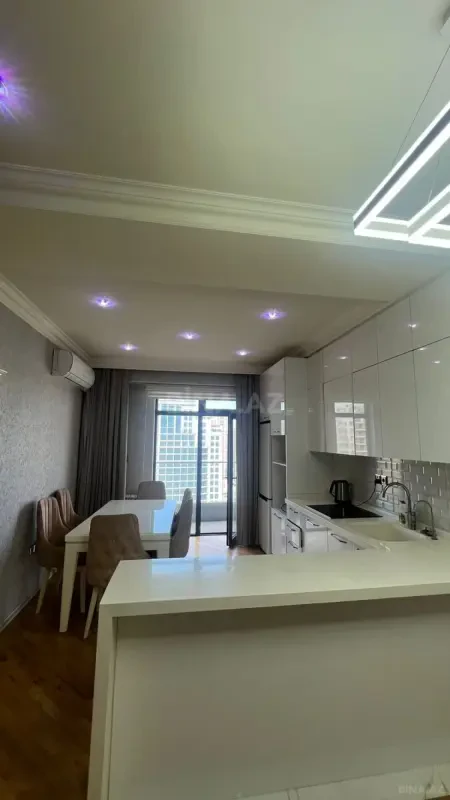 Kirayə verilir 3 otaqlı mənzil 90 m²