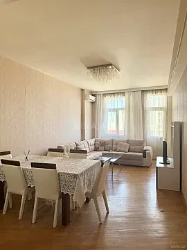 Kirayə verilir 2 otaqlı mənzil 70 m² — Bakı, Nizami 2 otaq 70.00 m²