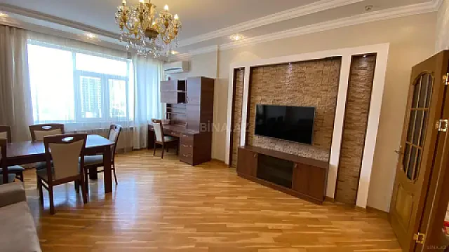 Kirayə verilir 2 otaqlı mənzil 89 m² — Bakı, Xətai 2 otaq 89.00 m²
