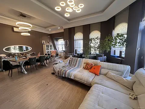 Kirayə verilir 5 otaqlı mənzil 200 m² — Bakı, Nərimanov 5 otaq 200.00 m²