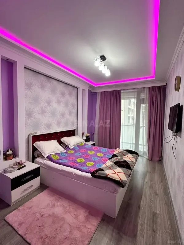 Kirayə verilir 2 otaqlı mənzil 55 m²