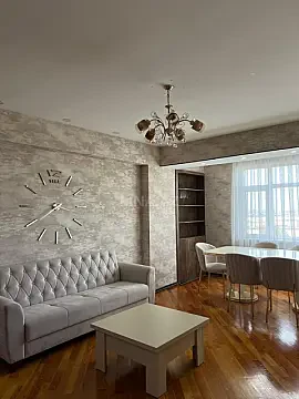Kirayə verilir 2 otaqlı mənzil 102 m² — Bakı 2 otaq 102.00 m²