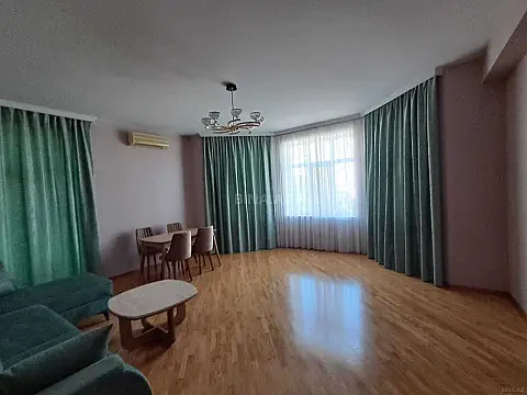 Kirayə verilir 2 otaqlı mənzil 107 m² — Bakı 2 otaq 107.00 m²