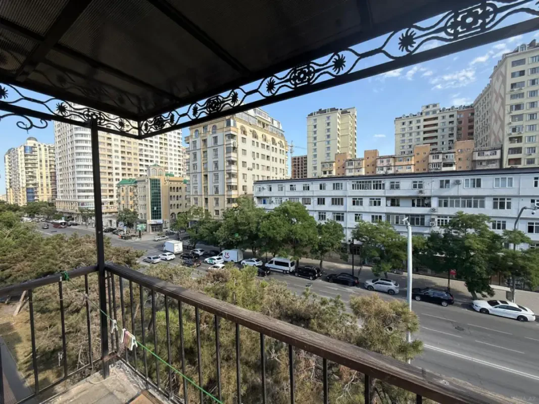 Satılır 2 otaqlı mənzil 50 m²