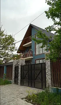 Kirayə verilir 4 otaqlı həyət evi 250 m² — Qusar 4 otaq 250.00 m²