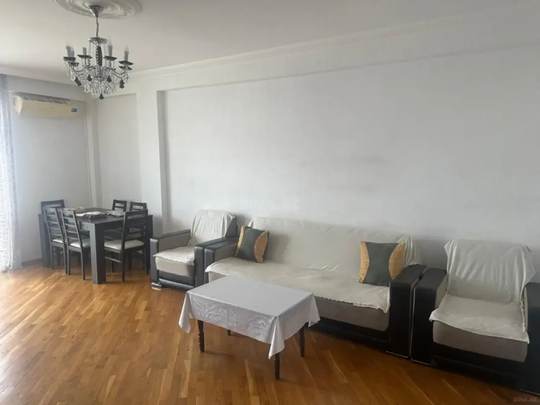 Kirayə verilir 2 otaqlı mənzil 85 m²