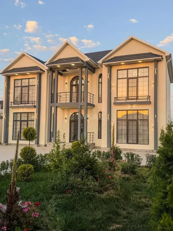 Satılır 6 otaqlı həyət evi 400 m²