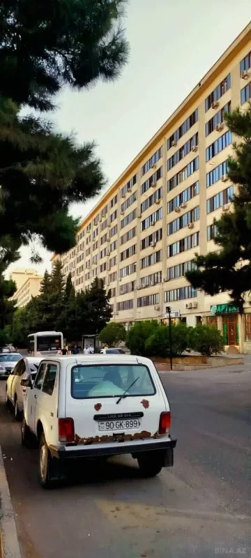 Satılır 2 otaqlı mənzil 65 m²