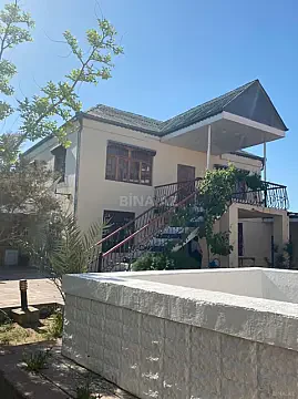 Kirayə verilir 4 otaqlı həyət evi 250 m² — Bakı, Buzovna 4 otaq 250.00 m²