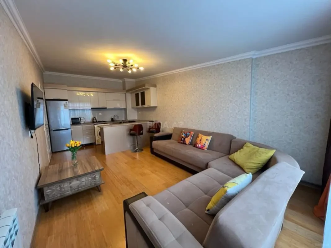 Kirayə verilir 2 otaqlı mənzil 55 m²
