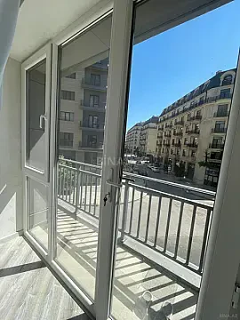 Kirayə verilir 3 otaqlı mənzil 122 m² — Bakı 3 otaq 122.00 m²