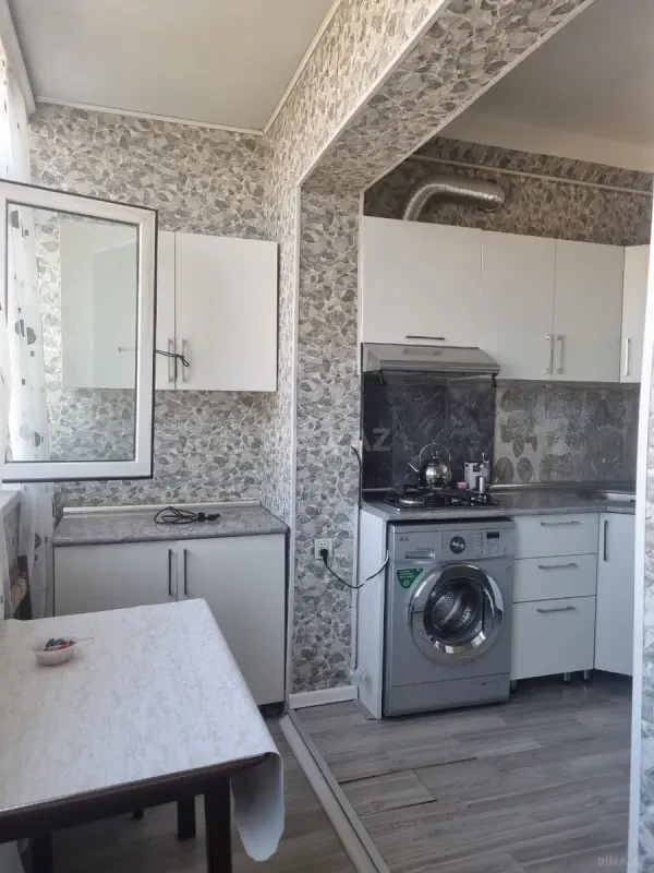 Kirayə verilir 2 otaqlı mənzil 50 m²