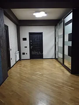 Kirayə verilir 3 otaqlı mənzil 118 m² — Bakı, Həzi Aslanov qəs. 3 otaq 118.00 m²