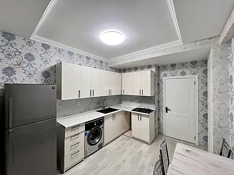 Kirayə verilir 1 otaqlı mənzil 60 m² — Bakı, İnşaatçılar 1 otaq 60.00 m²