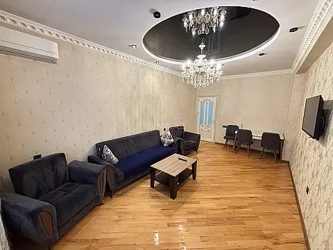 Kirayə verilir 2 otaqlı mənzil 70 m² — Bakı, Nərimanov 2 otaq 70.00 m²