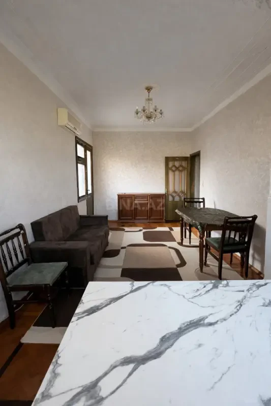 Satılır 2 otaqlı mənzil 50 m²