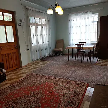 Kirayə verilir 3 otaqlı həyət evi 100 m² — Göygöl 3 otaq 100.00 m²