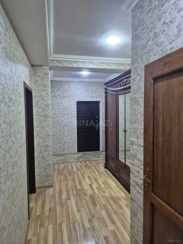 Kirayə verilir 2 otaqlı mənzil 78 m²