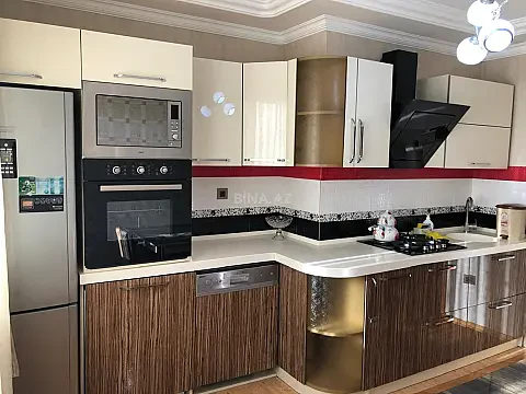 Kirayə verilir 12 otaqlı mənzil 75 m² — Bakı, Nərimanov 12 otaq 75.00 m²