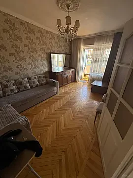 Kirayə verilir 3 otaqlı mənzil 90 m² — Bakı 3 otaq 90.00 m²