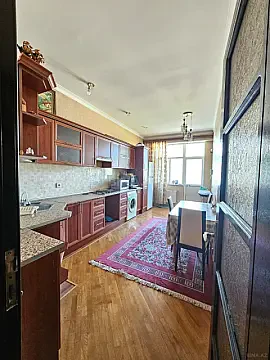 Kirayə verilir 2 otaqlı mənzil 60 m² — Bakı 2 otaq 60.00 m²