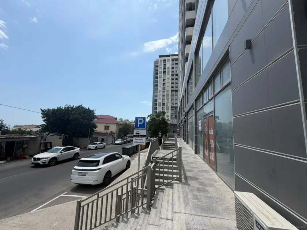 Kirayə verilir obyekt 65 m²