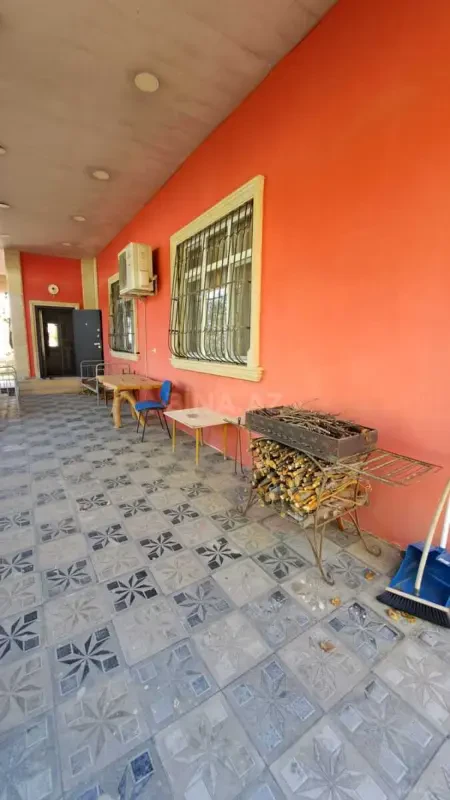 Kirayə verilir 4 otaqlı həyət evi 150 m²
