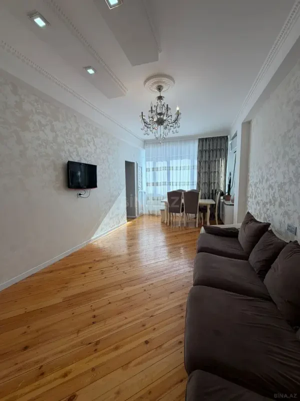 Satılır 2 otaqlı mənzil 60 m²