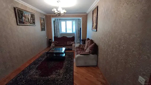 Kirayə verilir 2 otaqlı mənzil 70 m² — Bakı, 8-ci mikrorayon 2 otaq 70.00 m²