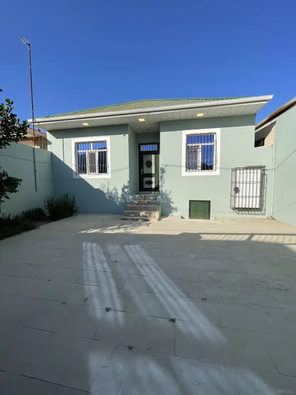 Satılır 3 otaqlı həyət evi 100 m²