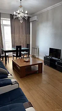 Kirayə verilir 2 otaqlı mənzil 50 m² — Bakı 2 otaq 50.00 m²