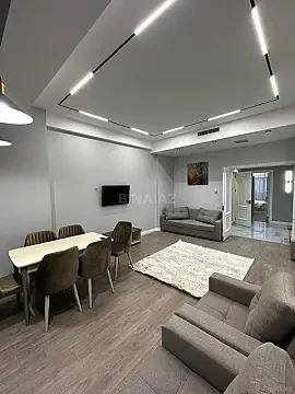 Kirayə verilir 2 otaqlı mənzil 105 m² — Bakı 2 otaq 105.00 m²