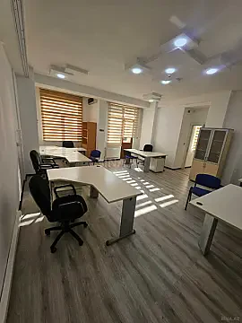 Kirayə verilir 2 otaqlı ofis 95 m² — Bakı, Nizami 2 otaq 95.00 m²