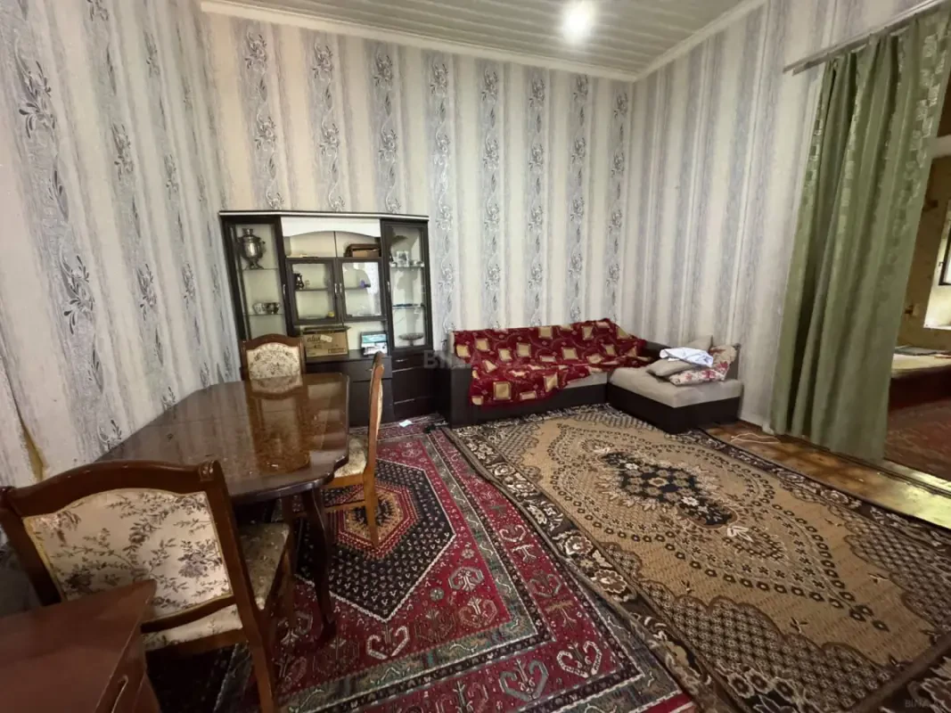 Kirayə verilir 2 otaqlı mənzil 50 m²