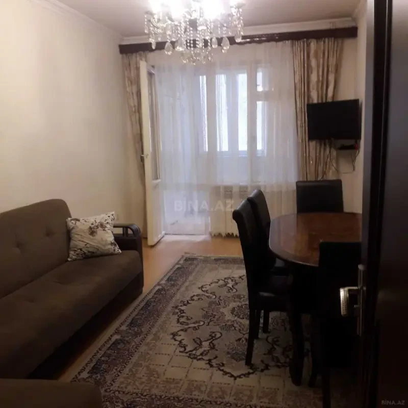Kirayə verilir 2 otaqlı mənzil 52 m²
