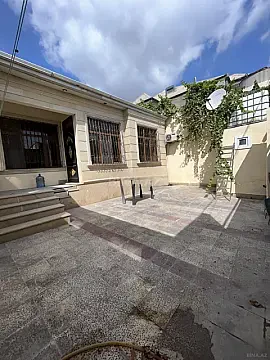 Kirayə verilir 2 otaqlı həyət evi 60 m² — Bakı, Binəqədi 2 otaq 60.00 m²