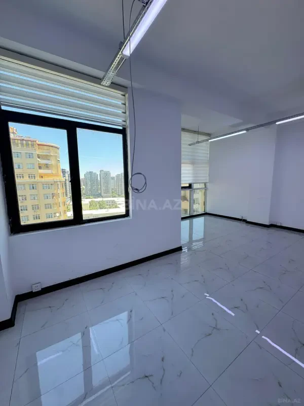 Kirayə verilir 2 otaqlı ofis 32 m²